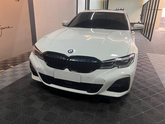 BMW 330i 2.0 16V TURBO GASOLINA M SPORT AUTOMÁTICO BMW 330i 2.0 16V TURBO GASOLINA M SPORT AUTOMÁTICO